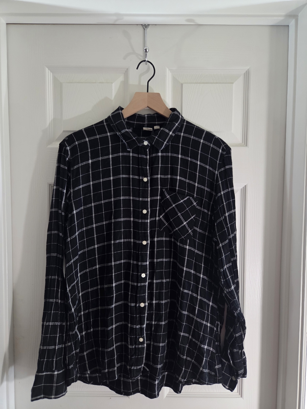 GAP Black Button-Down Shirt with White Windowpane Grid